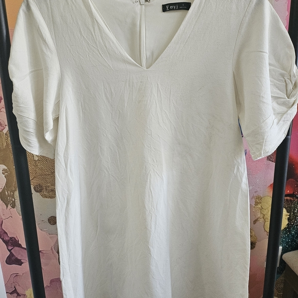 Very J Cream V-Neck Blouse